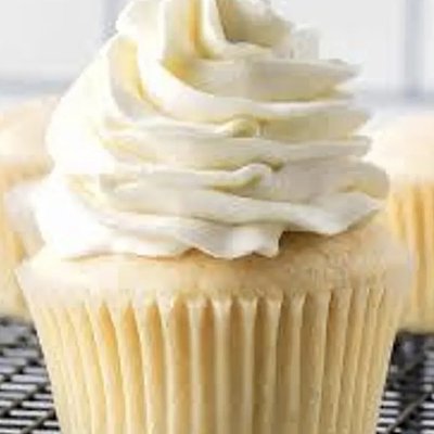 12 Classic Vanilla Cupcakes (butter/eggs)