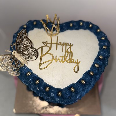 8in 2Layer Heart Kake