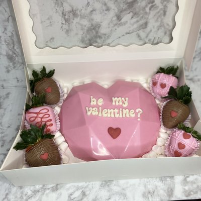 Breakable Heart W/berries