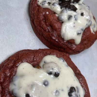 Red Velvet Cookie N Cream