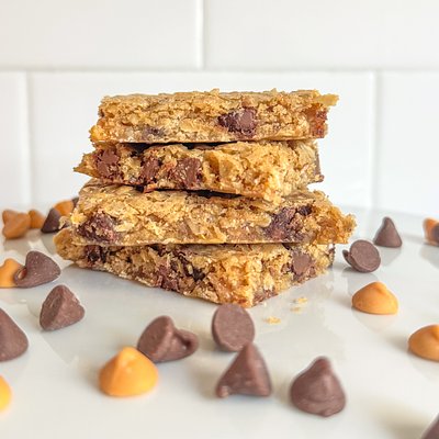 Cowboy Cookie Bars 