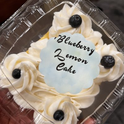 Blueberry Lemon Cake Slice