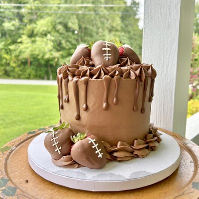 Small Dipped Berry Cake