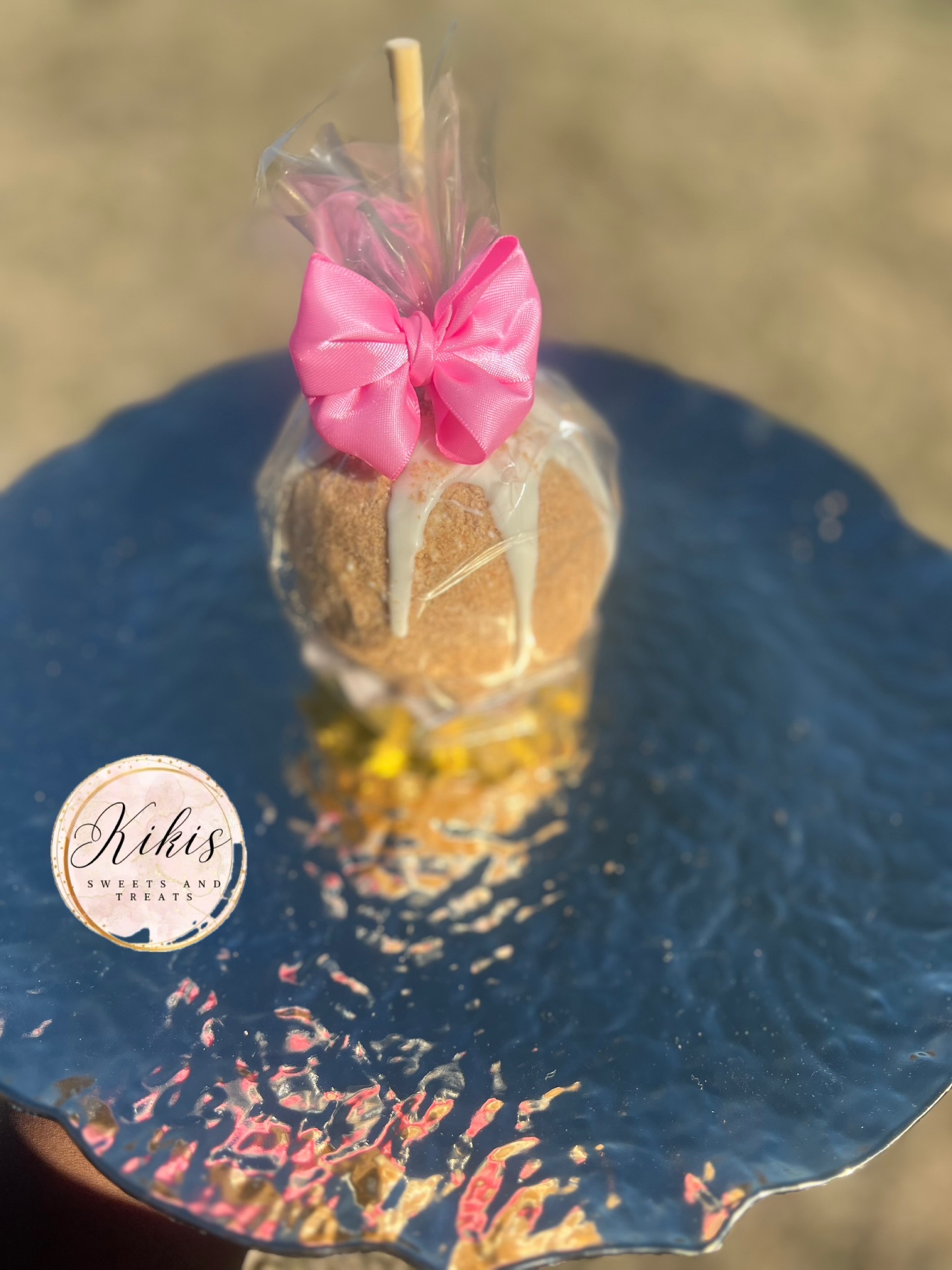 Gourmet Chocolate Covered Apple With Caramel (Whole)