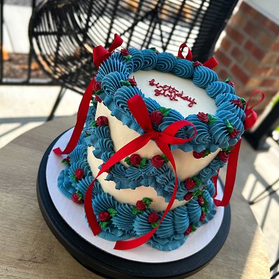 6” Custom Round Cake 
