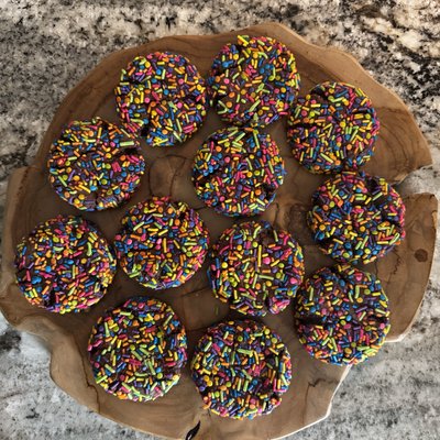Bakery-Style Cookies (24)