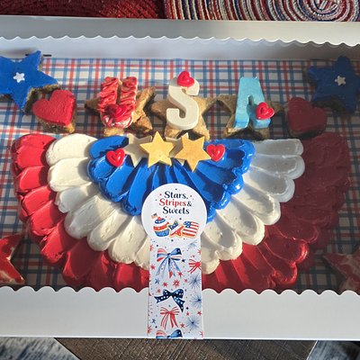 American Bunting Cookie Cake