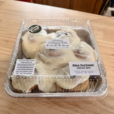 Sourdough Cinnamon Rolls - Iced (6ct)