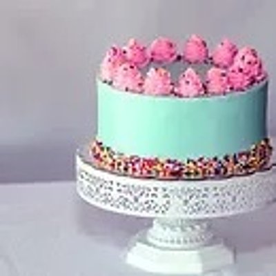 8” Cakes