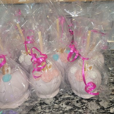 12 Unicorn Candy Apples