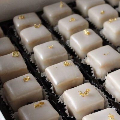Petit Fours 