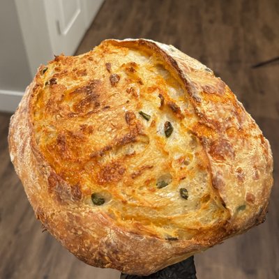 Cheddar Jalapeño Sourdough Bread 