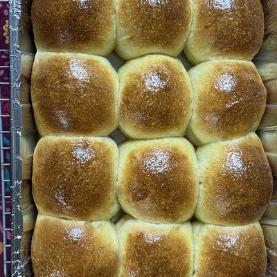 Homestead Dinner Rolls