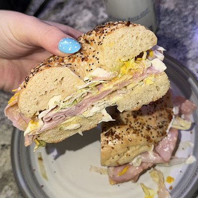 Everything Bagels (8 Ct) 