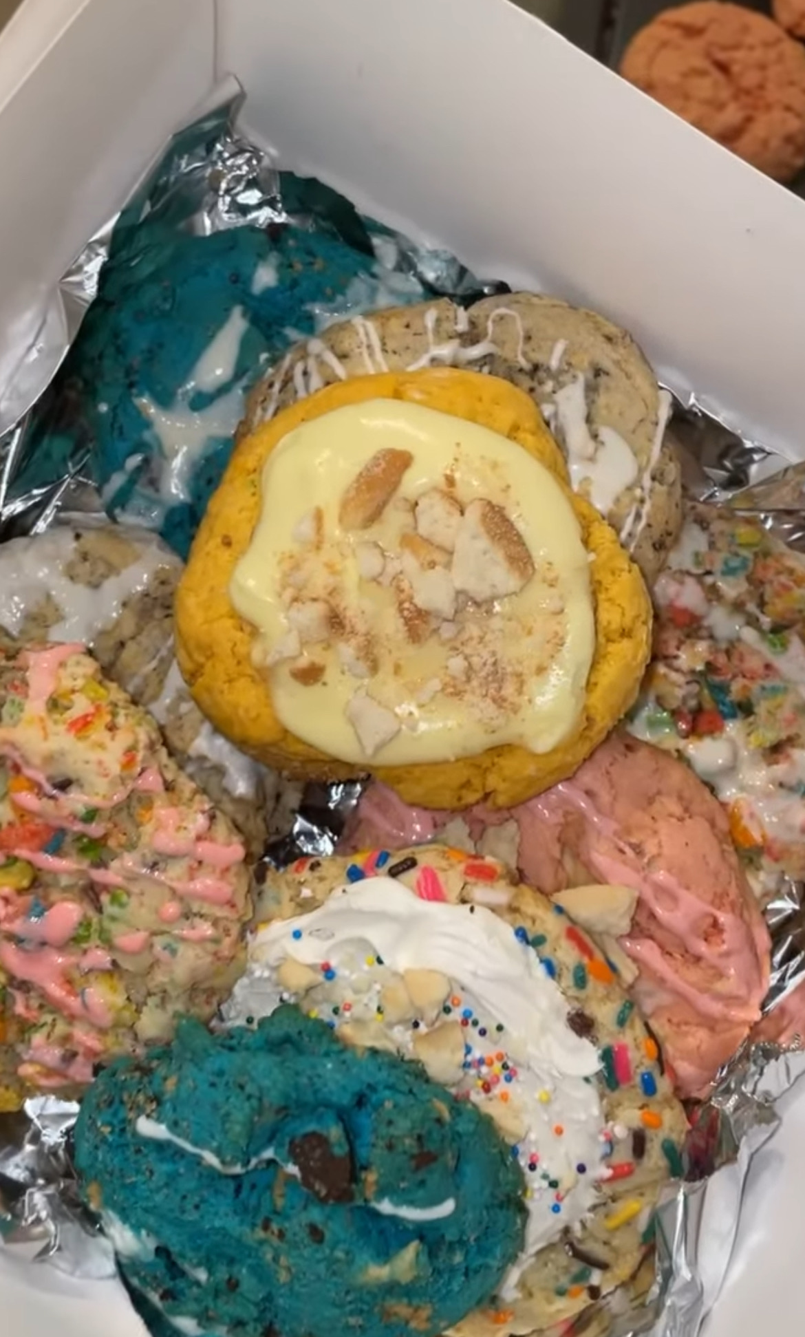 8 Count Cookie Box