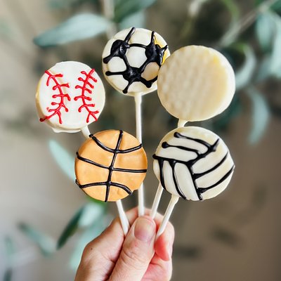 Sports Themed Cake Pops 