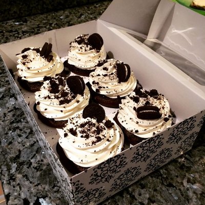Custom Cupcakes (1/2 Dozen) 