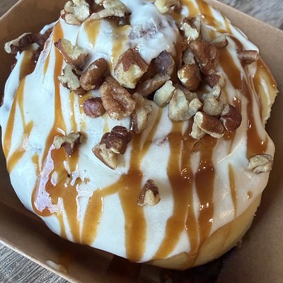 Caramel Pecan Roll