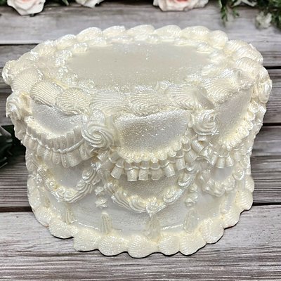 Vintage Wedding Cake 