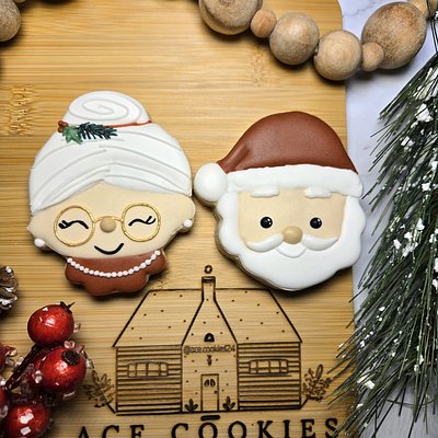 Santa & Mrs. Claus Set