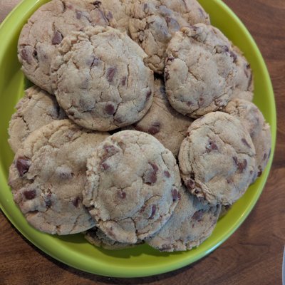 Batch of 20 Chocolate Chip Cookies 
