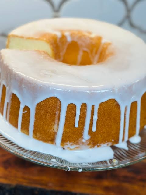 Vanilla Bundt Cake(large)