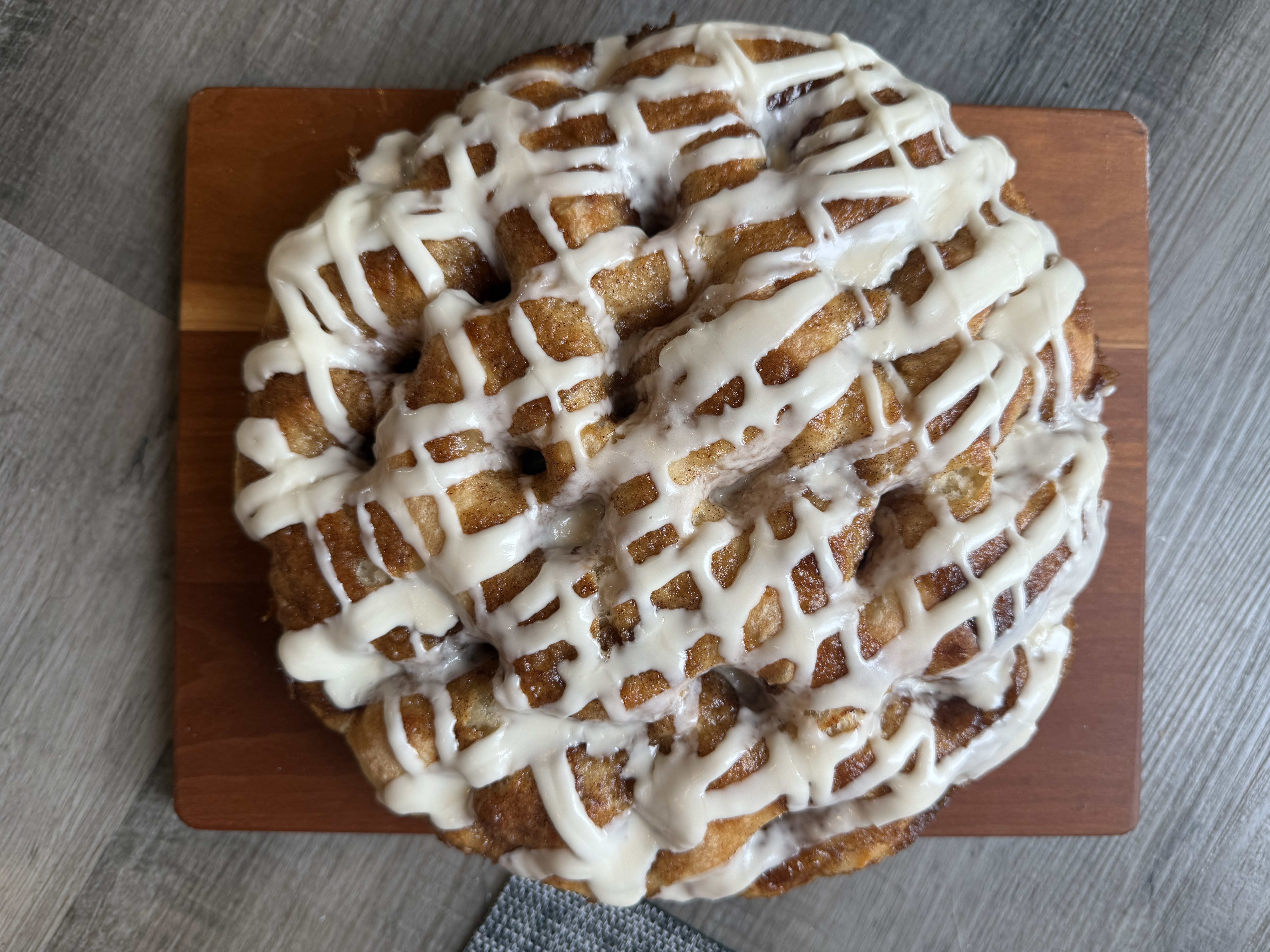 Cinnamon Roll Focaccia - 9x9 Round