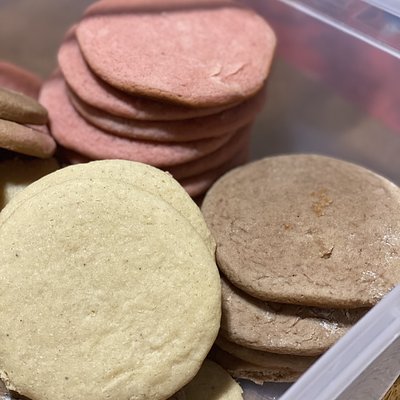 Strawberry Teacakes (6) or (12)