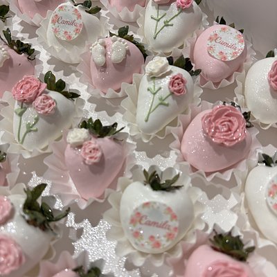 Chocolate Covered Strawberries - 1 Doz