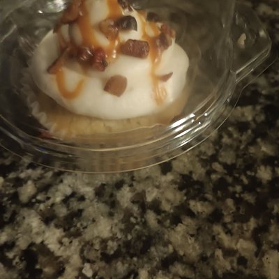 Butter Pecan Cupcakes 