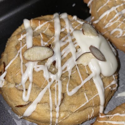 White Chocolate Almond