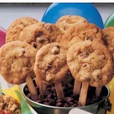 Chocolate Chip Cookie Pop (1)