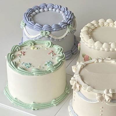 Deluxe 4in Cake Sampler