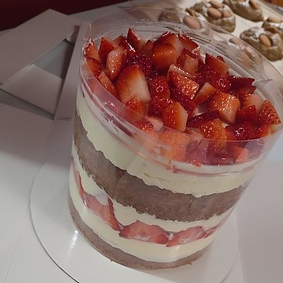 10" Strawberry Shortcake ("Sweetie Wynona")