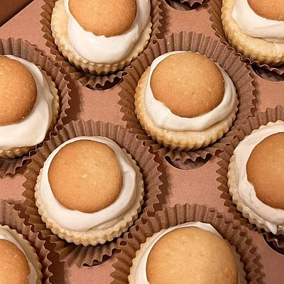 The B.E.Z.T. Banana Pudding Cheesecake Cupcakes - Dozen