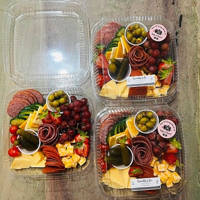 10x10 Charcuterie Box (Feeds 6-8)