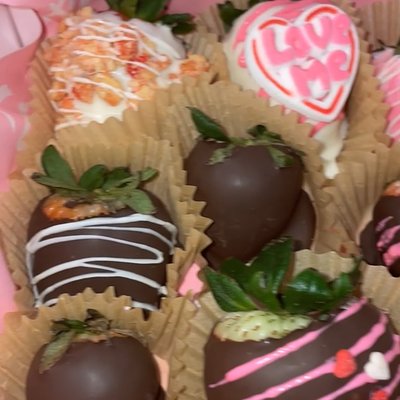  chocolate covered strawberries 