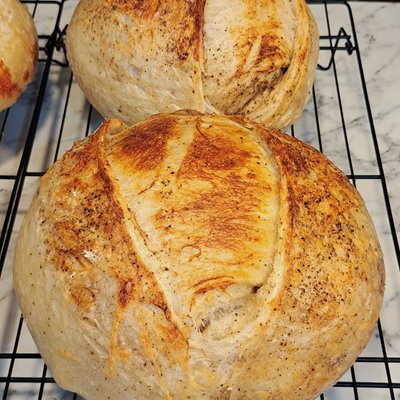 Cracked Pepper Parmesan Sourdough 