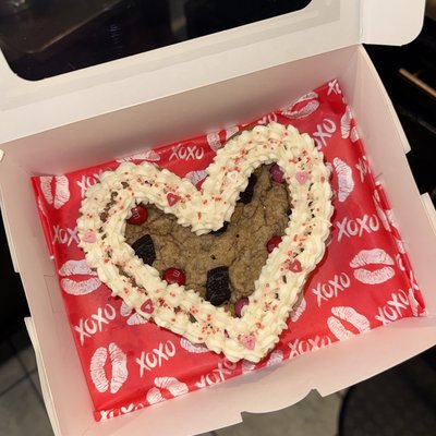 Heart Cookie Cake (6 in) 
