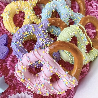 Easter Chocolate Covered Pretzels 