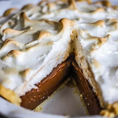 Chocolate Meringue Pie