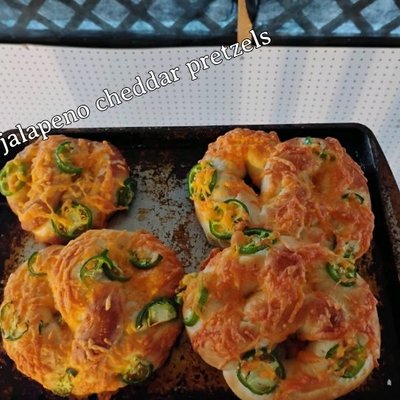 Jalapeno Cheddar Pretzels