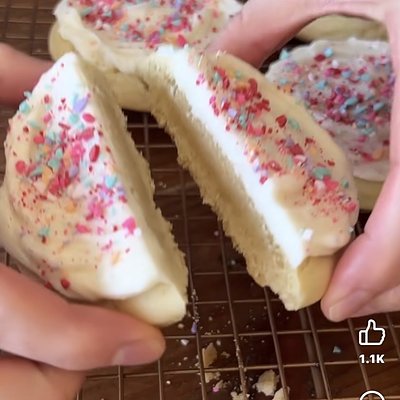 Frosted Easter Sugar Round 