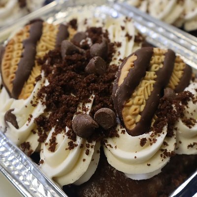 Triple Chocolate Fudge Cake 