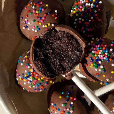 Chocolate Cake Pops
