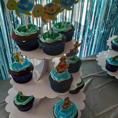 24 Count Cupcakes 