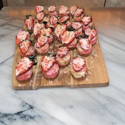Strawberry Swirl Crunch Bites