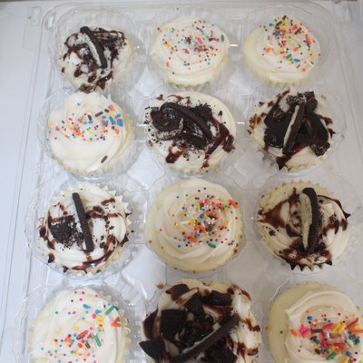 Cheesecake cupcakes 