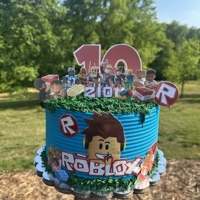10" Cakes