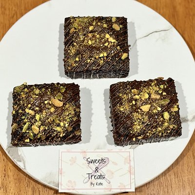 Dubai Chocolate Fudge Brownies (6)